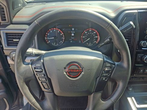 Used 2023 Nissan Titan PRO-4X w/ Pro-4x Convenience Package AWD/4WD image 20