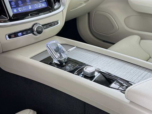 New 2026 Volvo V60 B5 Cross Country Ultra w/ Climate Package image 15