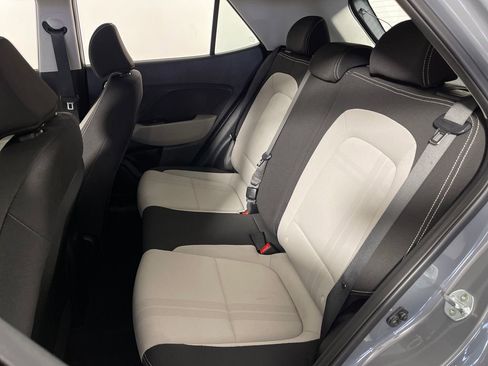 Used 2020 Hyundai Venue SEL w/ Convenience Package FWD image 13
