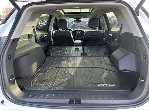 Certified 2023 GMC Terrain AT4 w/ Infotainment Package II image 11