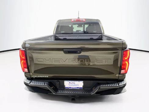 Used 2024 Chevrolet Colorado Z71 w/ Z71 Convenience Package 2 AWD/4WD image 6