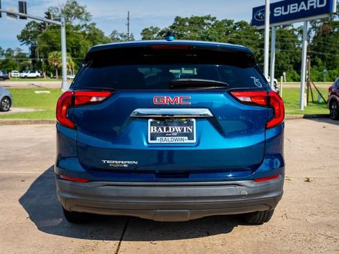Used 2021 GMC Terrain SLE FWD image 5