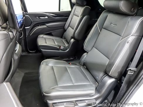 Used 2021 Cadillac Escalade Sport w/ Driver Assist Tech Package AWD/4WD image 12