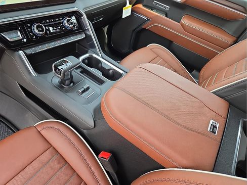 New 2026 GMC Sierra 1500 Denali Ultimate AWD/4WD image 25