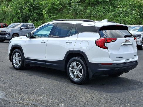 Used 2020 GMC Terrain SLE w/ Driver Convenience Package AWD/4WD image 4