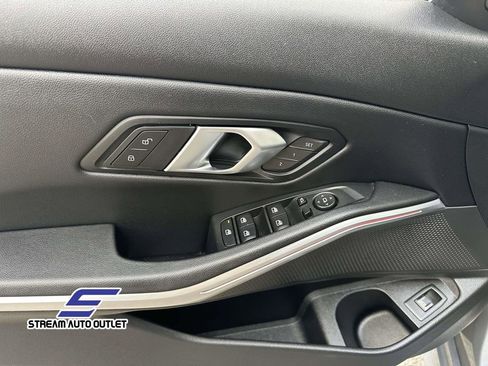 Used 2024 BMW 330i xDrive Sedan image 16