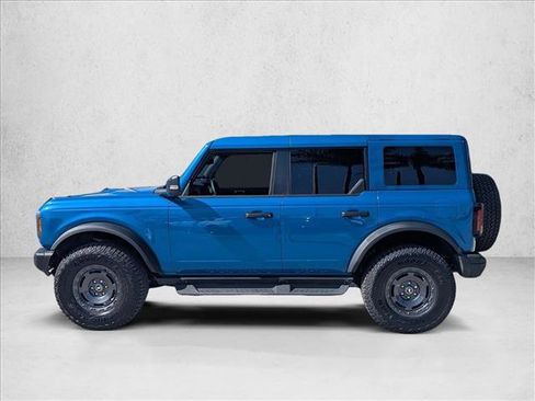 Used 2025 Ford Bronco Badlands image 9