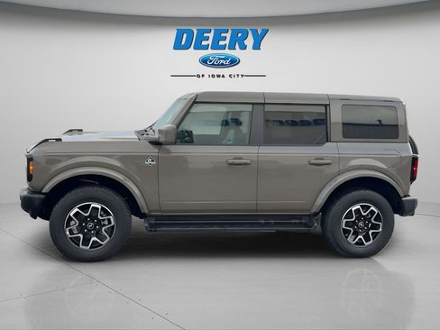 Certified 2025 Ford Bronco Outer Banks AWD/4WD image 4