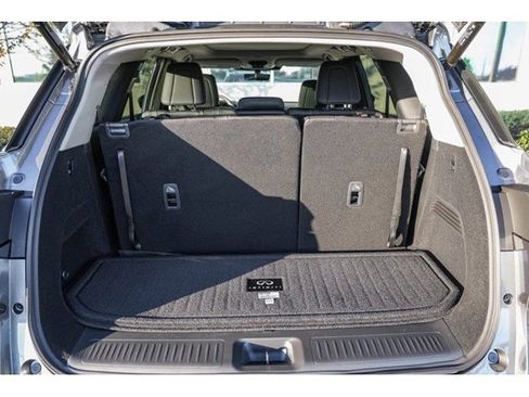 New 2026 INFINITI QX60 Luxe image 24