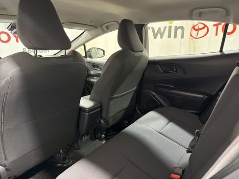 Used 2026 Toyota Prius Plug-In Hybrid FWD image 17