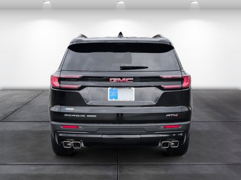 Used 2026 GMC Acadia AT4 w/ Super Cruise Package image 5