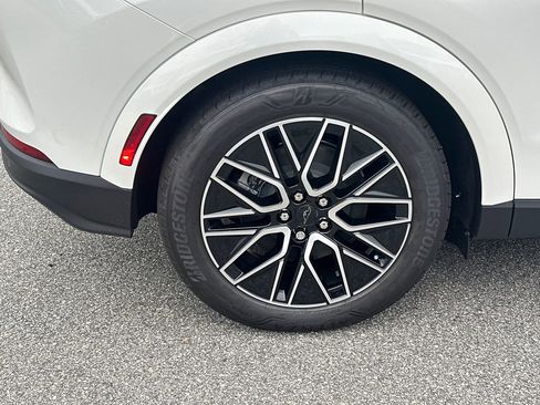 New 2025 Ford Mustang Mach-E Premium image 39