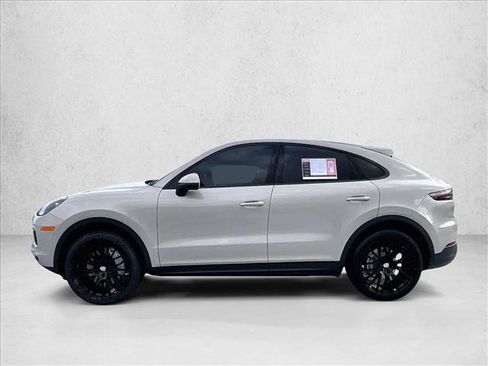 Used 2021 Porsche Cayenne Coupe image 6