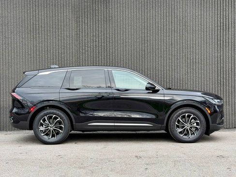 New 2026 Lincoln Nautilus Premier w/ Equipment Group 102A image 7