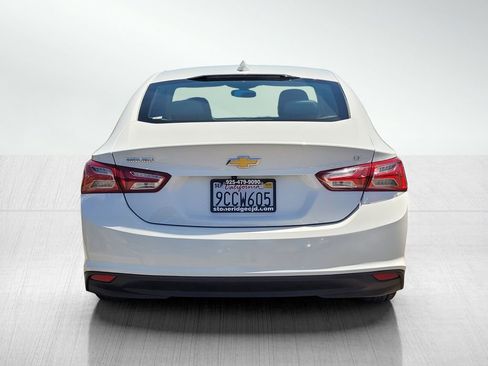 Used 2022 Chevrolet Malibu LT FWD image 7