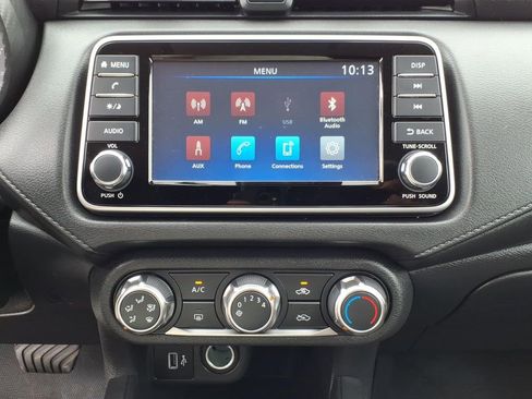 Used 2025 Nissan Versa S w/ S Plus Package FWD image 7