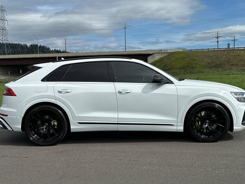 Used 2021 Audi SQ8 Premium Plus w/ SQ8 Black Optic Package AWD/4WD image 2