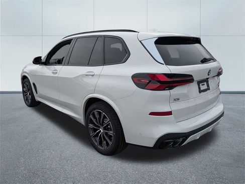 New 2026 BMW X5 M60i w/ Climate Comfort Package image 5