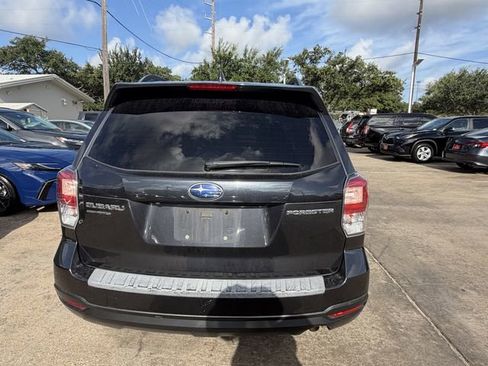 Used 2018 Subaru Forester 2.5i Premium AWD/4WD image 6