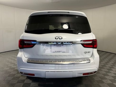 Used 2021 INFINITI QX80 Sensory w/ All-Season Package RWD image 7