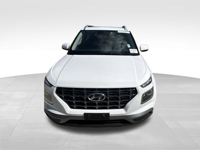 Used 2025 Hyundai Venue SEL
