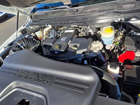 Used 2022 RAM 2500 Big Horn AWD/4WD image 16