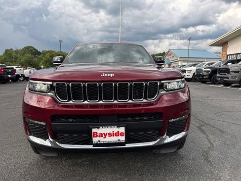Used 2025 Jeep Grand Cherokee L Limited AWD/4WD image 22