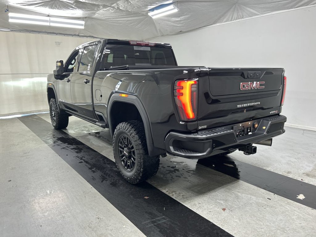 Used 2024 GMC Sierra 2500 AT4 w/ Technology Package AWD/4WD image 7