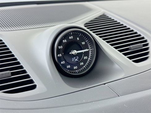 New 2026 Porsche Cayenne image 18