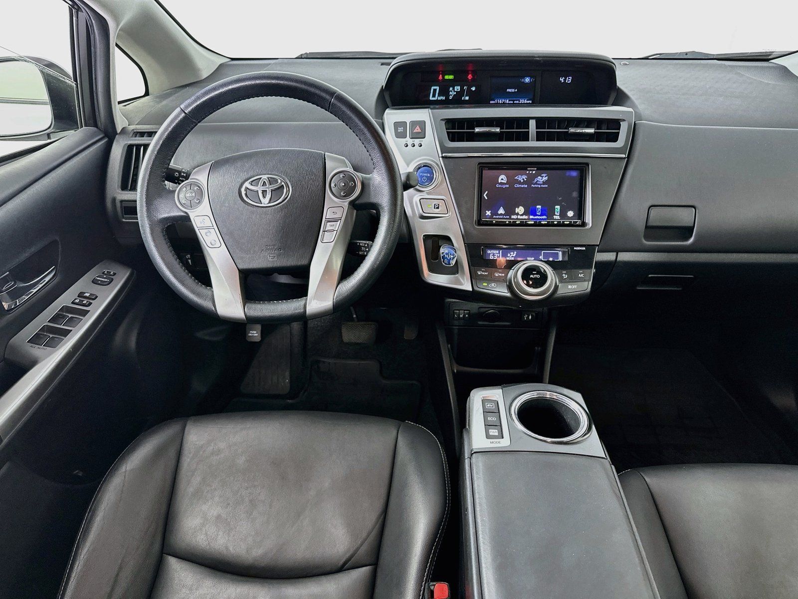 Used 2015 Toyota Prius V Five FWD image 22