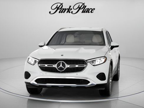 Certified 2026 Mercedes-Benz GLC 300 image 37