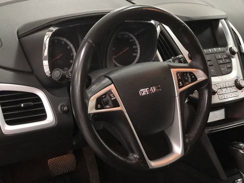 Used 2017 GMC Terrain SLT image 14
