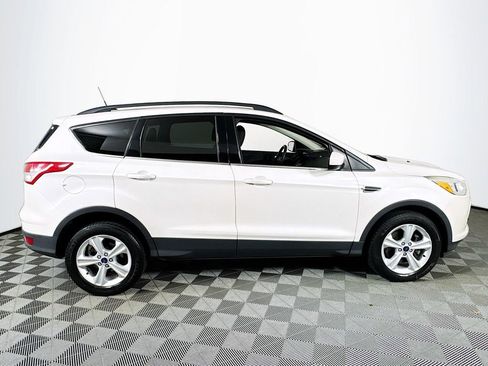 Used 2016 Ford Escape SE w/ Equipment Group 201A AWD/4WD image 7