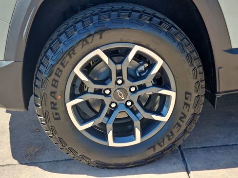 New 2026 Chevrolet Equinox ACTIV image 39