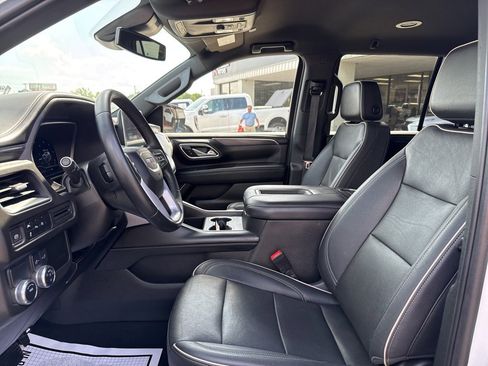 Used 2023 GMC Yukon SLT image 19