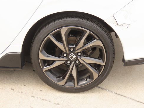 Used 2019 Honda Civic Sport image 16