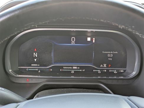 Used 2023 Chevrolet Suburban Premier image 21