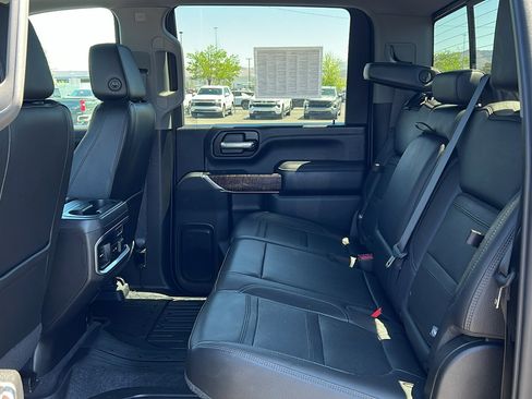 Used 2020 GMC Sierra 2500 Denali w/ Denali Ultimate Package AWD/4WD image 15