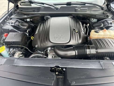 Used 2018 Dodge Challenger R/T image 10