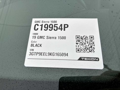 Certified 2019 GMC Sierra 1500 AT4 w/ AT4 Premium Package image 35