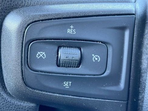 Used 2021 Chevrolet Silverado 1500 Custom image 29