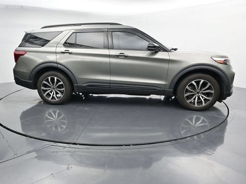 Used 2020 Ford Explorer ST w/ Premium Technology Package AWD/4WD image 9