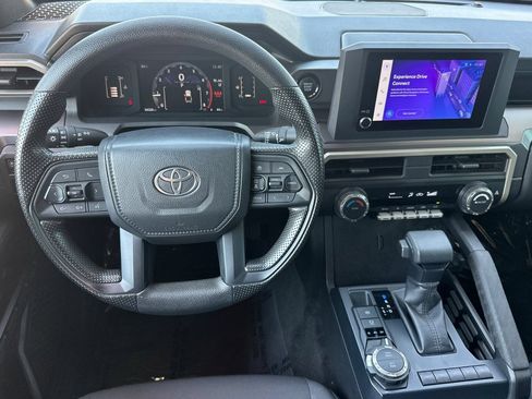 Certified 2025 Toyota Tacoma SR5 AWD/4WD image 17