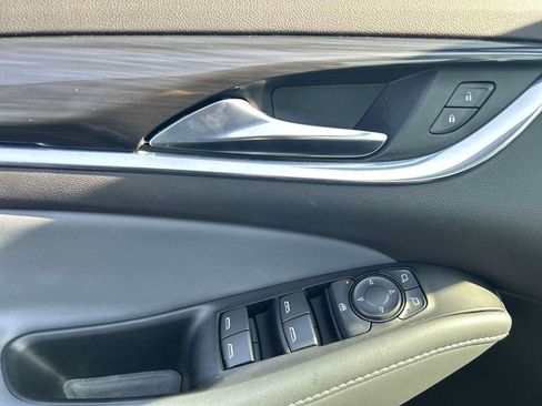 Used 2024 Buick Enclave Essence w/ Experience Buick Package AWD/4WD image 24
