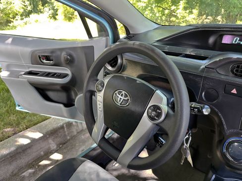 Used 2014 Toyota Prius C Two FWD image 30