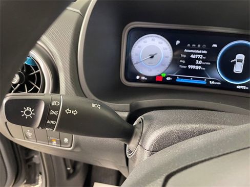 Certified 2023 Hyundai Kona SE image 13