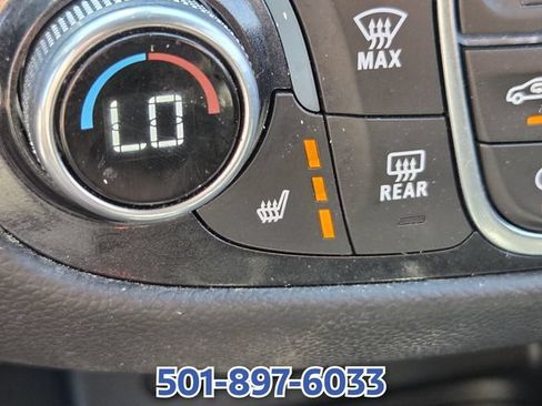 Used 2024 Chevrolet Equinox Premier FWD image 20