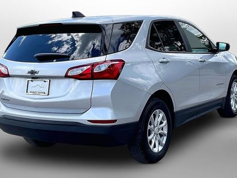 Certified 2021 Chevrolet Equinox LS w/ LS Convenience Package FWD image 13