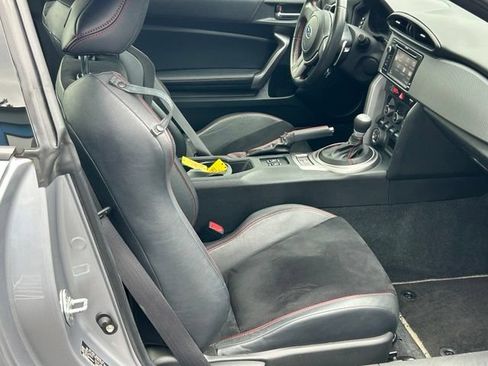 Used 2015 Subaru BRZ Limited RWD image 9