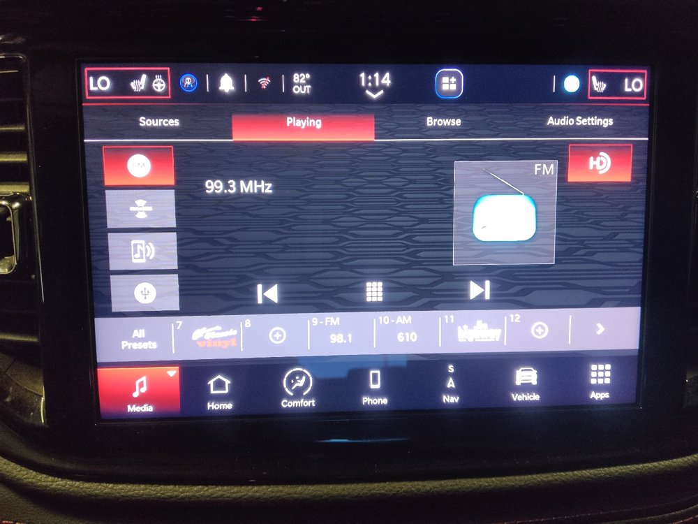 Used 2021 Dodge Durango R/T w/ Blacktop Package AWD/4WD image 25